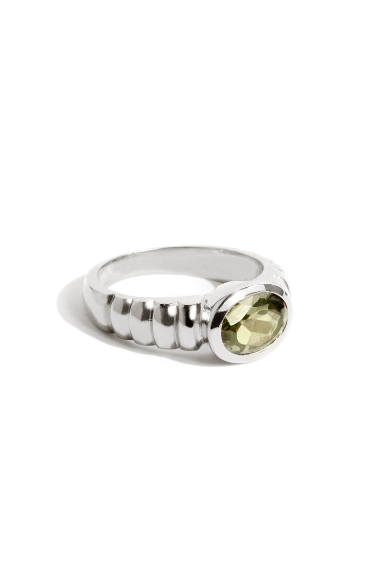 Oval Art Deco Ring in Silver